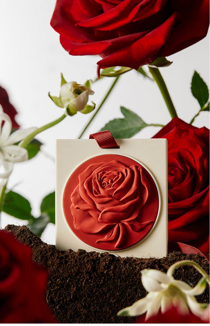 [ RED - LUSHROSE ] Oriental Tea Spirit Aroma Diffuser Pendant
